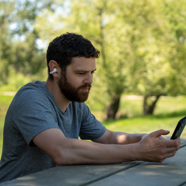 5 Things You Need to Know About Bluetooth Wireless Earbuds