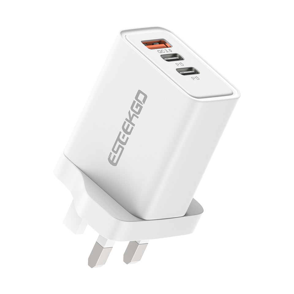 Eseekgo 45W charger showing its USB-A and two USB-C ports, UK plug below