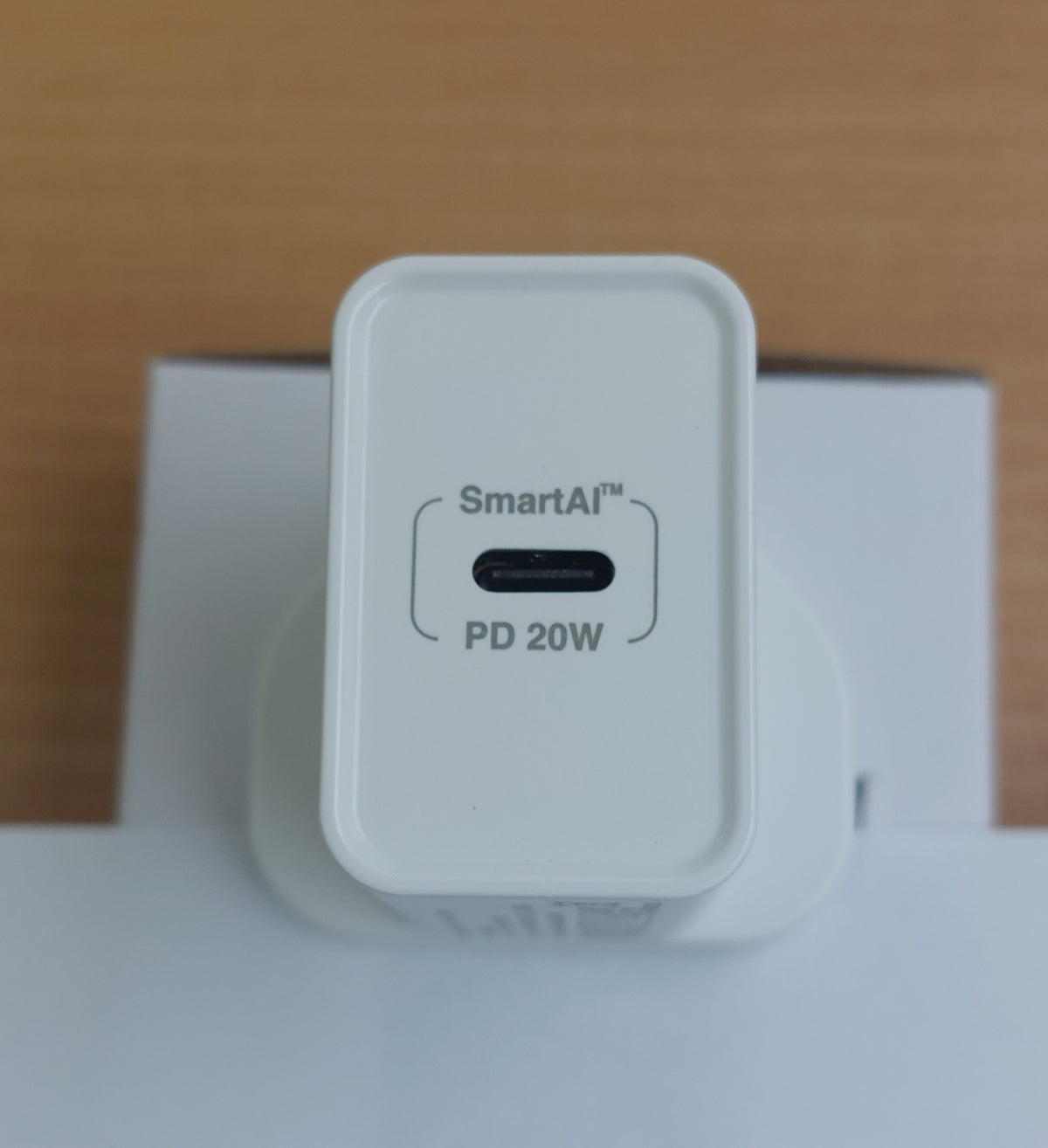White Microdia X.Cube 20W USB-C charger, front showing SmartAI PD 20W and the USB-C port